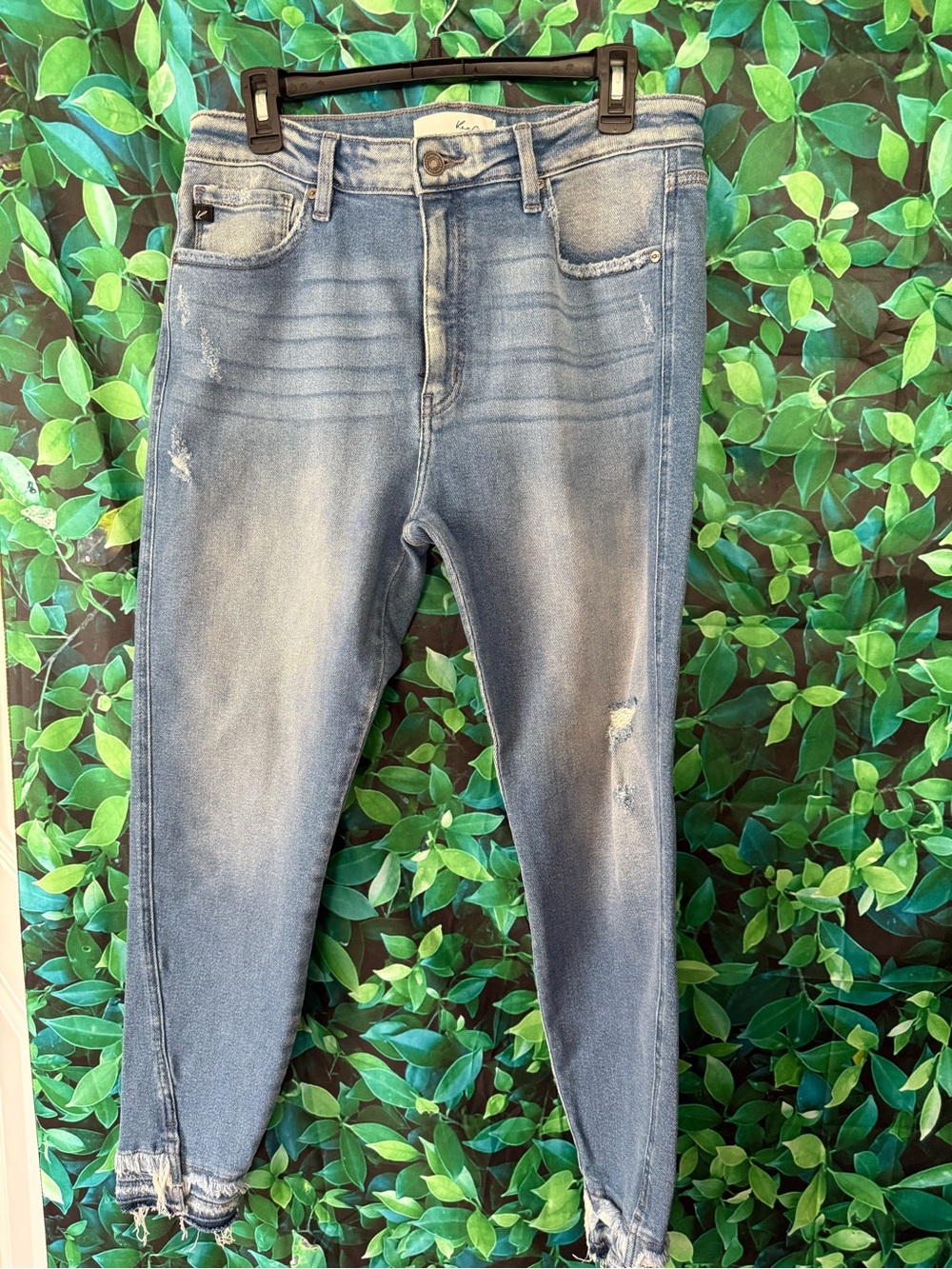 Light Wash Women’s Skinny Jeans - Blue